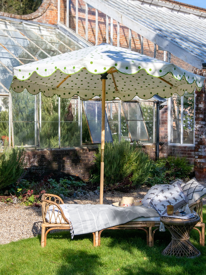 'Grace' Octagonal Garden Parasol