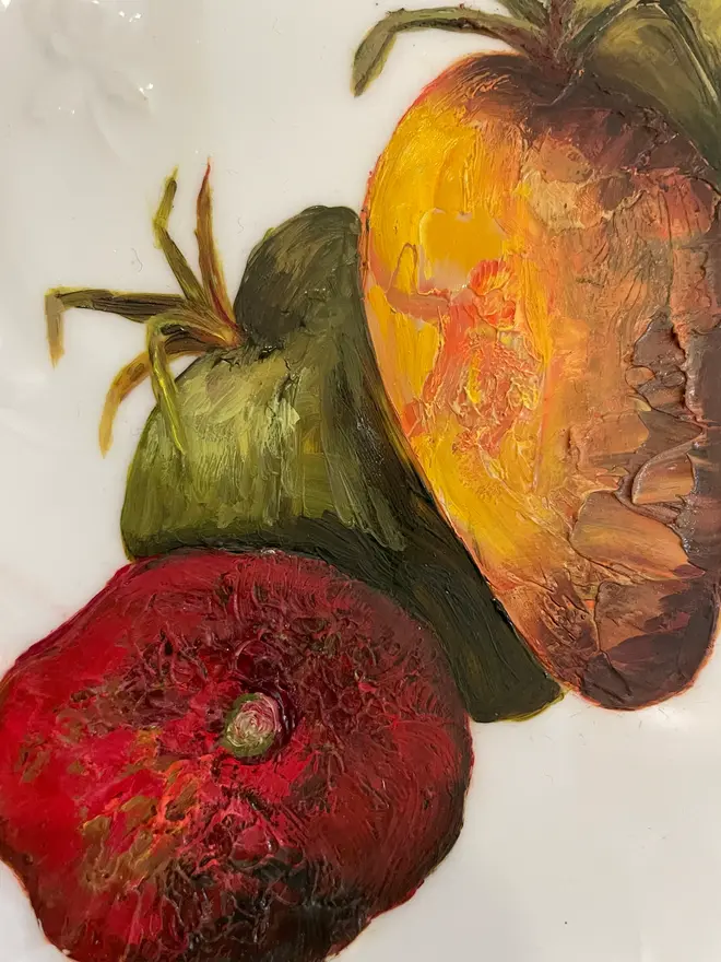 Zoom-in on tomatoes from Oil Painted French Heritage Tomatoes On Antique Coalport 