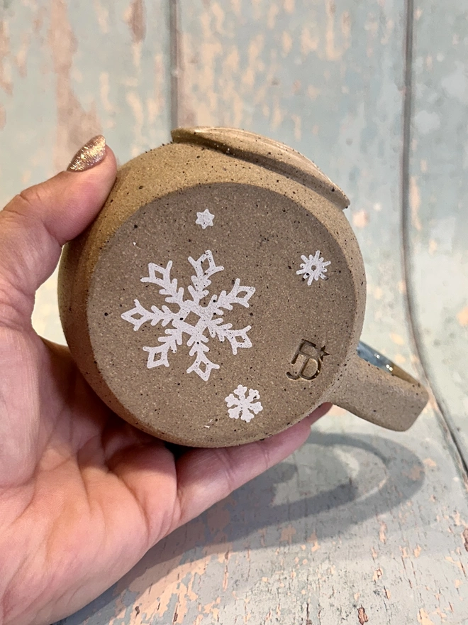 Blue Christmas Snow Globe Mug