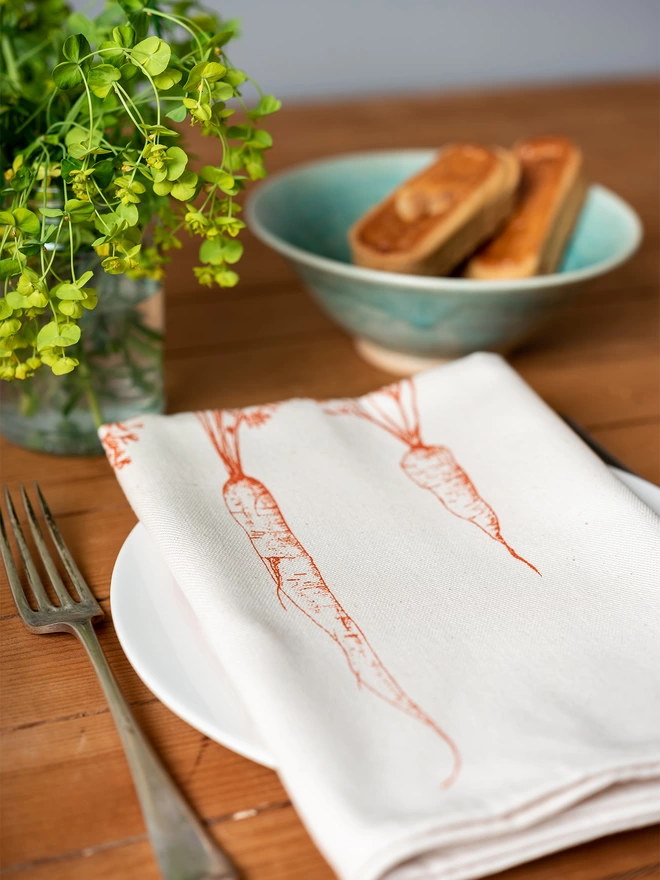 Carrot Napkin Place Setting