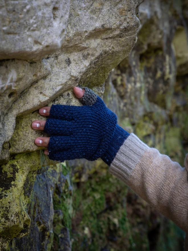 Mens fingerless gloves in british wool