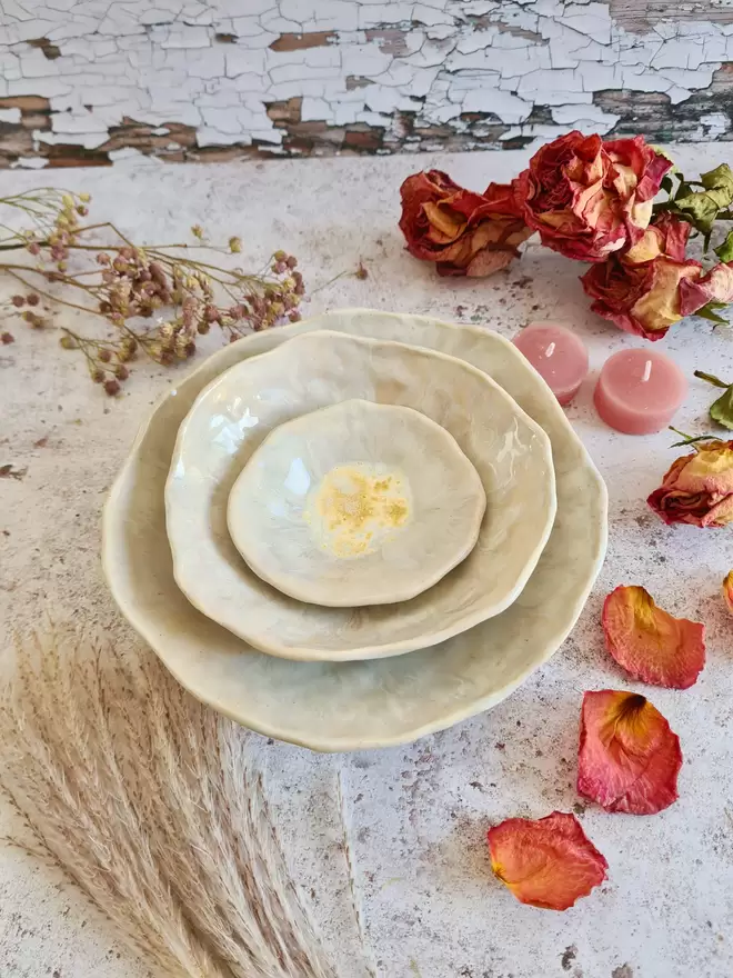 Set of 3 ceramic nesting bowls, pottery bowls, homeware,  tableware, gifts Jenny Hopps Pottery, Dream Catcher cream