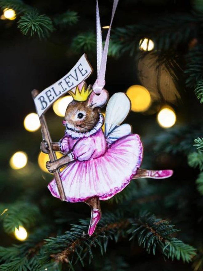 Believe mouse wooden hanging decoration