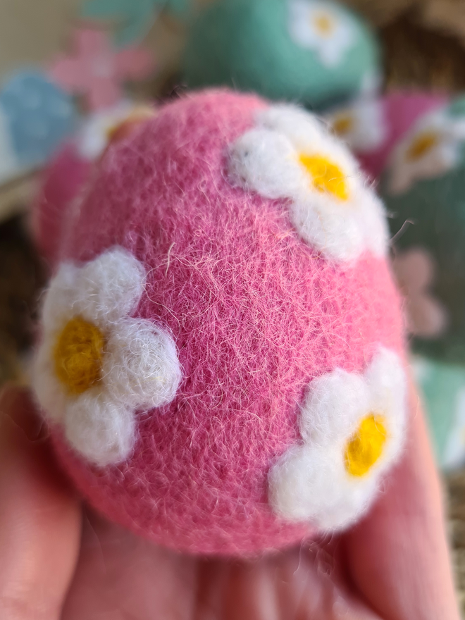 Pink Daisy Flower Egg