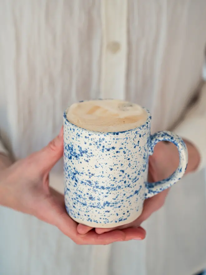 lulworth cove ceramic glazed mug, jenny hopps pottery, blue and white ceramic mug