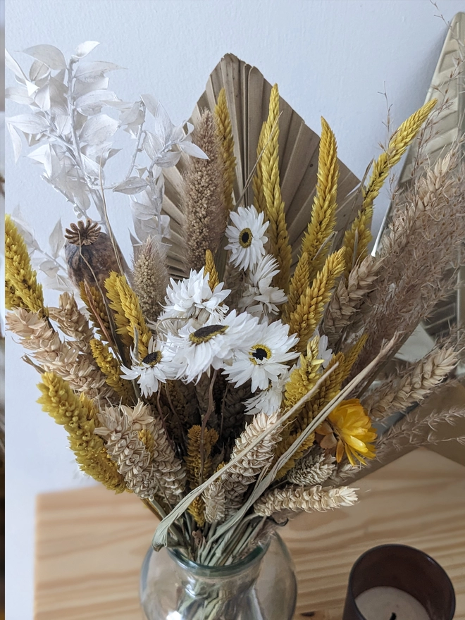 Dried flowers, yellow, daisy, natural dried flowers, home, vase 