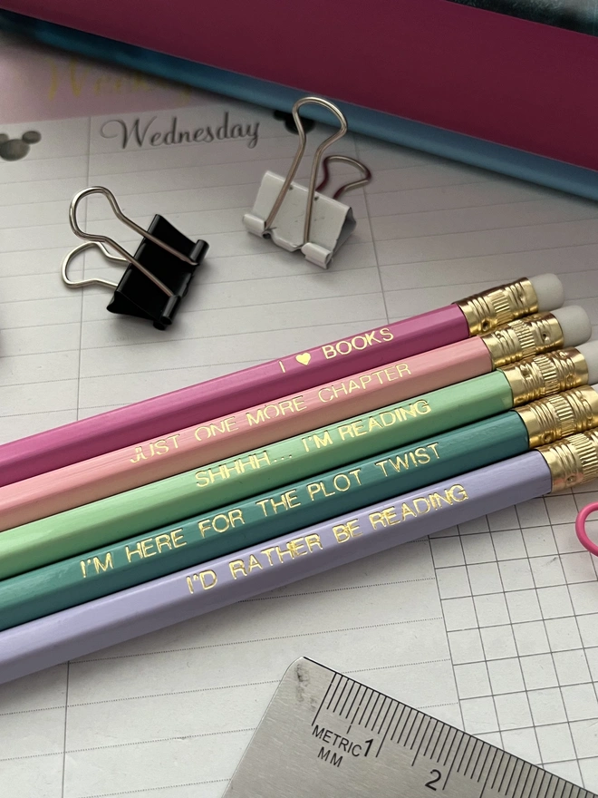 Book Lovers HB Pencil Gift For Book Worms (Set of 5)