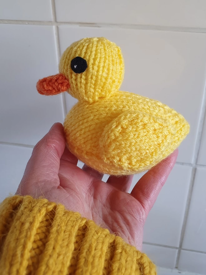 cute rubber duck knit kit