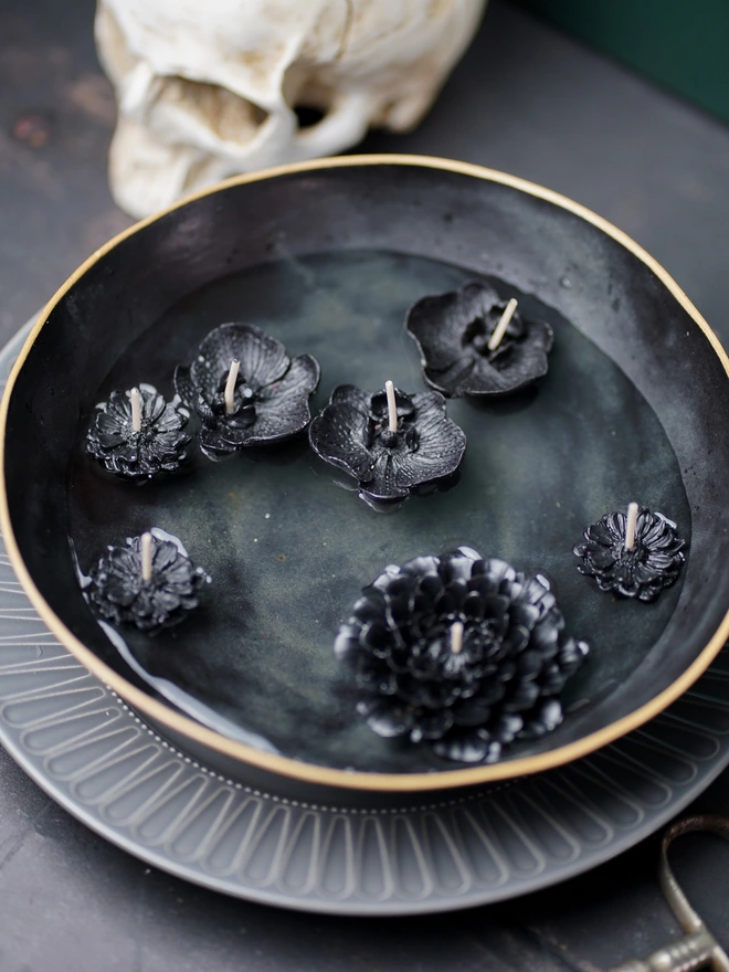Dark Floating Flower Candles
