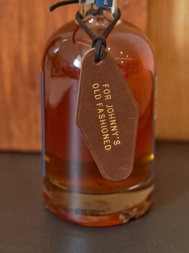 Diamond leather bottle tag