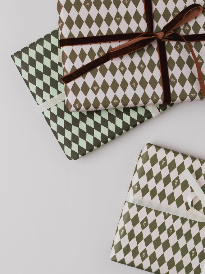 HARLEQUIN GIFT WRAP