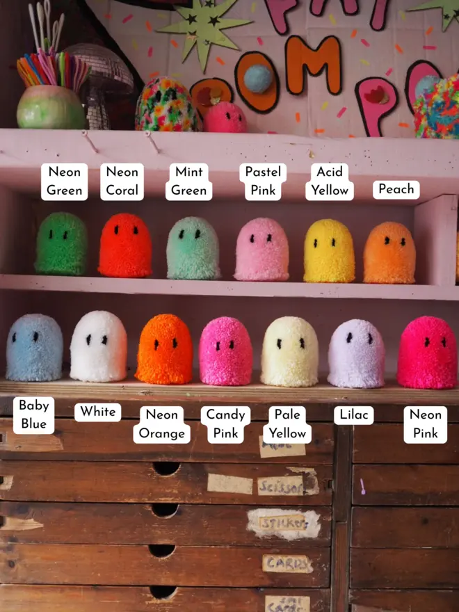 Ghost Pom Pom Colours