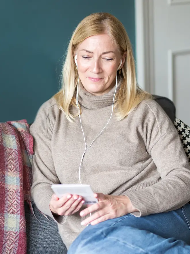 Klara And The Sun Audiobook In A Card, being listed to. 