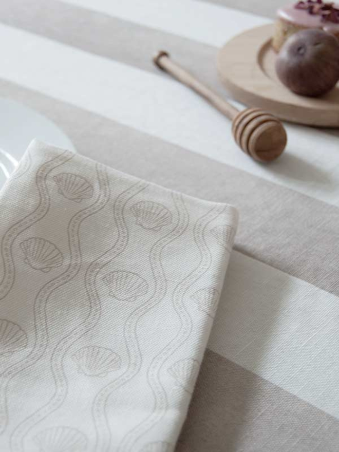 mocha scallop linen napkin