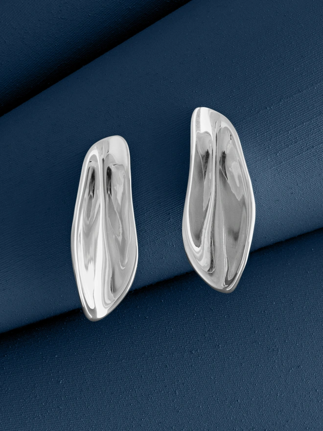 Loel Large Silver Leaf Drop Earrings