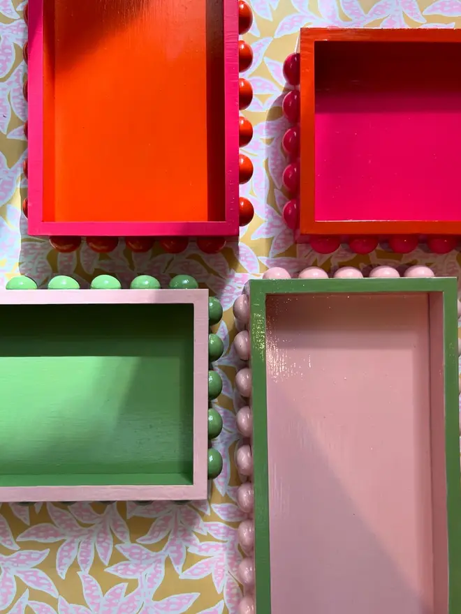 Green Bobbin Style Decorative Tray With Pink Edge
