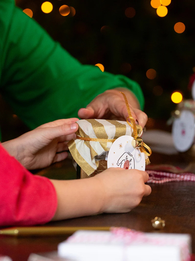 festive fingerprints jolly jar decorating kit