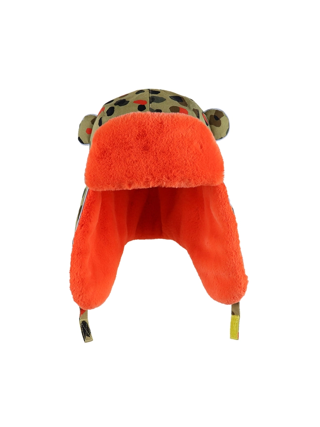 Kids winter neutral leopard trapper hat front