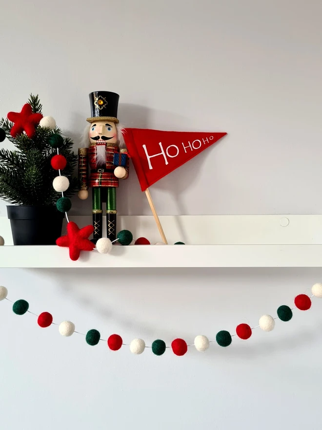 Classic Christmas Pom Pom Garland