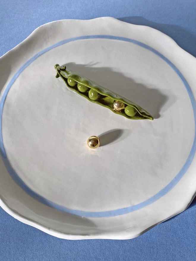 'Some Things Aren't Meant to Pea' plate