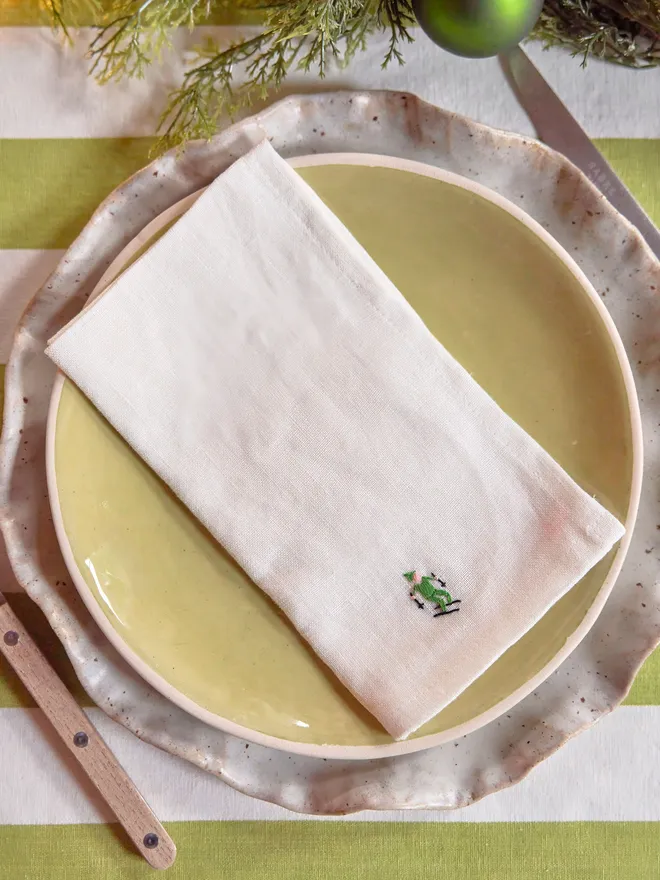 Skiing embroidered napkin
