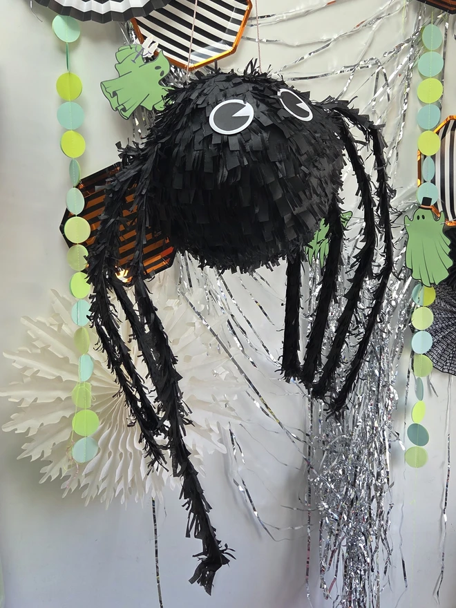 Black spider pinata