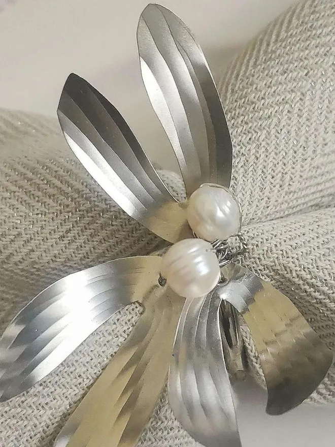 Silver Mistletoe Napkin Rings