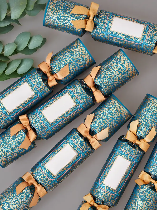 Golden Ivy Luxury Christmas Crackers (Set Of 6)