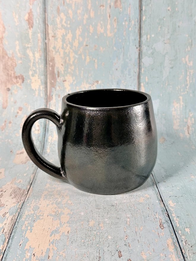 Metallic Black Christmas Snow Globe Mug