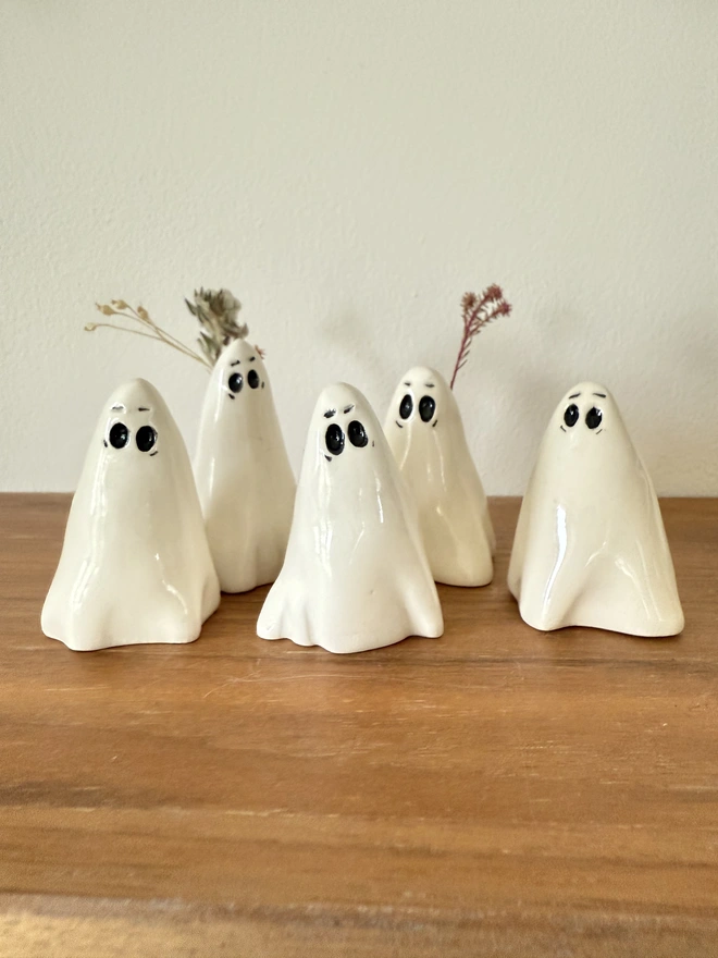 Ceramic Ghost Vase (Club Holly & Co)