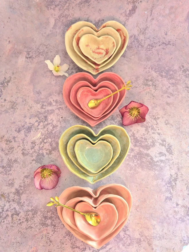 Set of heart bowls, heart nesting bowls, ceramic heart bowls, gift her her, gift for friends, gift for mum, gift for wife, Jenny Hopps Pottery