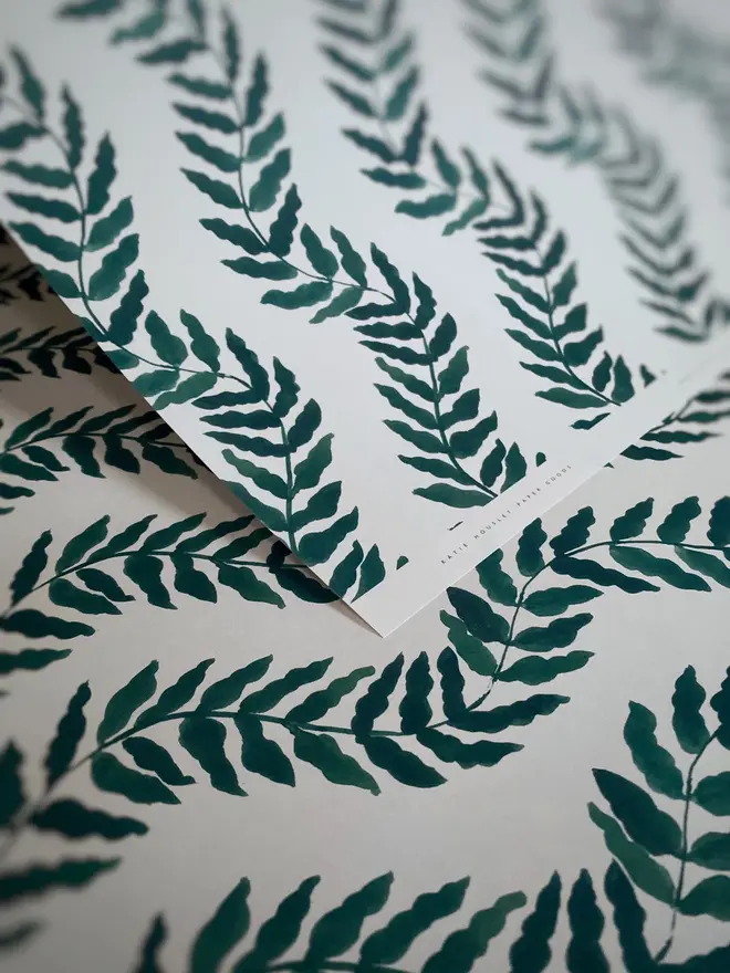 Wavy Botanical Luxury Gift Wrap 