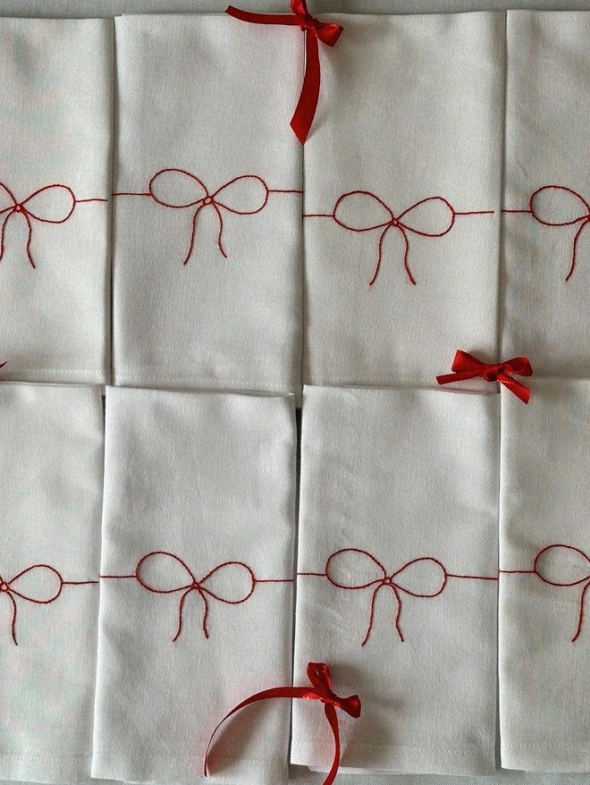 Embroidered bow napkin