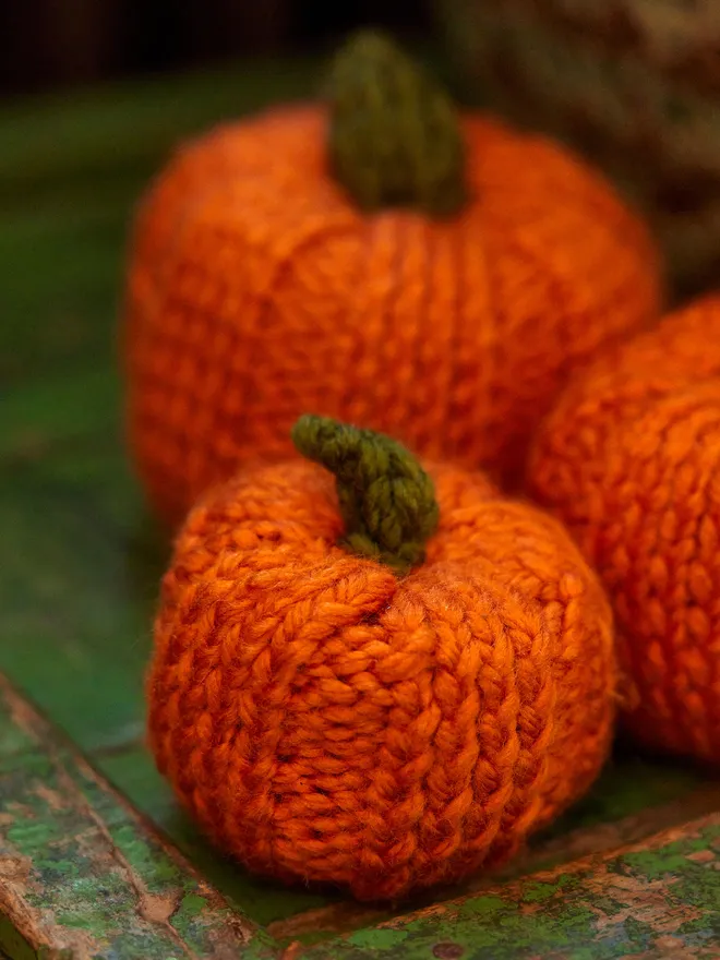 Knitted halloween pumpkin decorations
