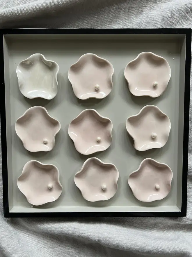 porcelain wave pearl dish