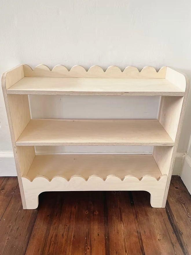 Montessori Children's Toy Shelf (Scallop)