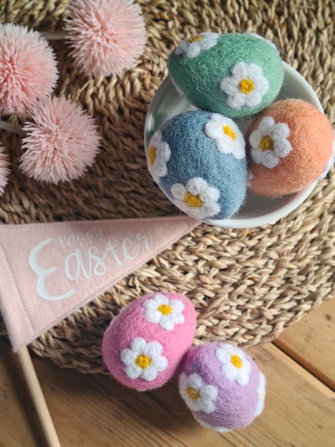 Easter Table Decorations 