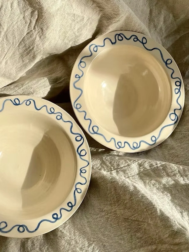 Squiggle Spag Bowl