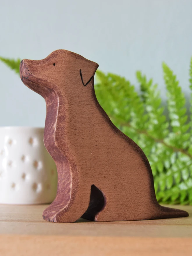 Wooden toy; ecofriendly; eric and albert; dog; labrador